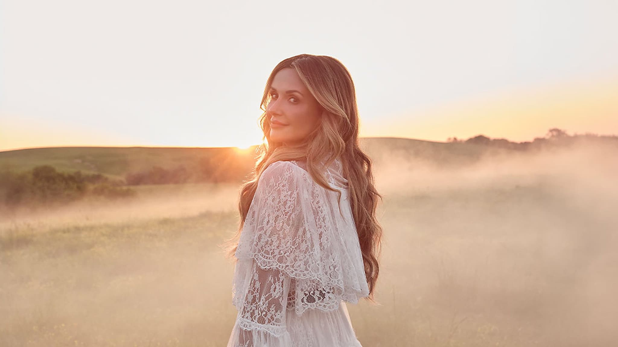 Carly Pearce – Honest Woman: Up Close –